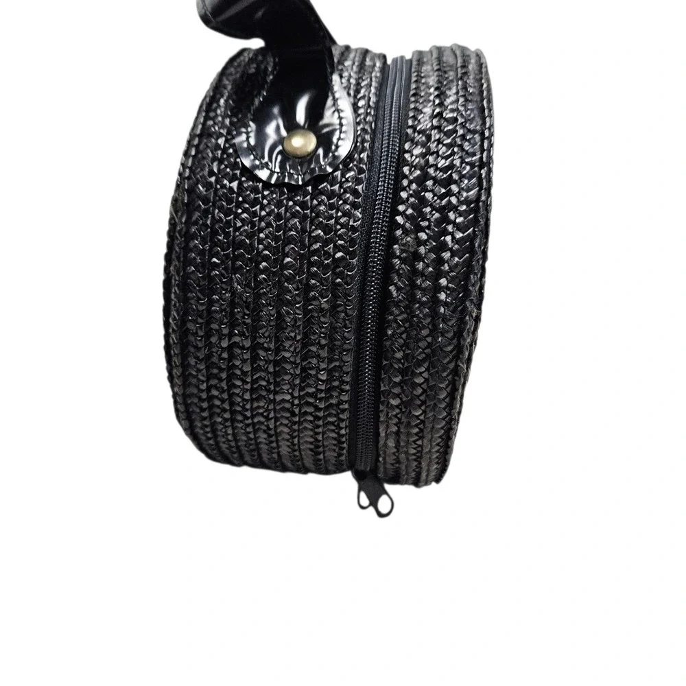 Sassy Black Round Straw Purse Daisy Flower Novelty Cute Small Handbag Satchel - Picture 5 of 9